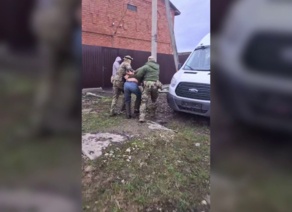 Опубликованы кадры задержания и допроса пособников Киева в трёх регионах России